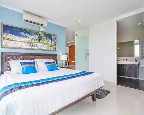 Interlux Club Royal - 4 Nights, Chonburi, Thailand
