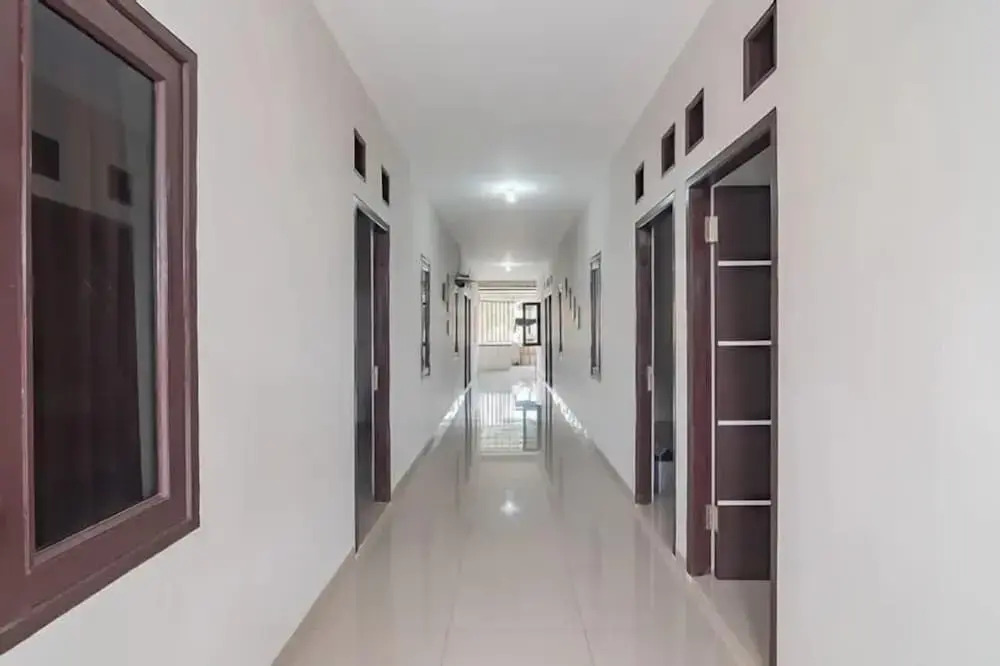 Jl. Gn. Gede No.22