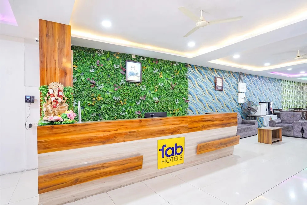 Fabhotel Prime Syn Grand