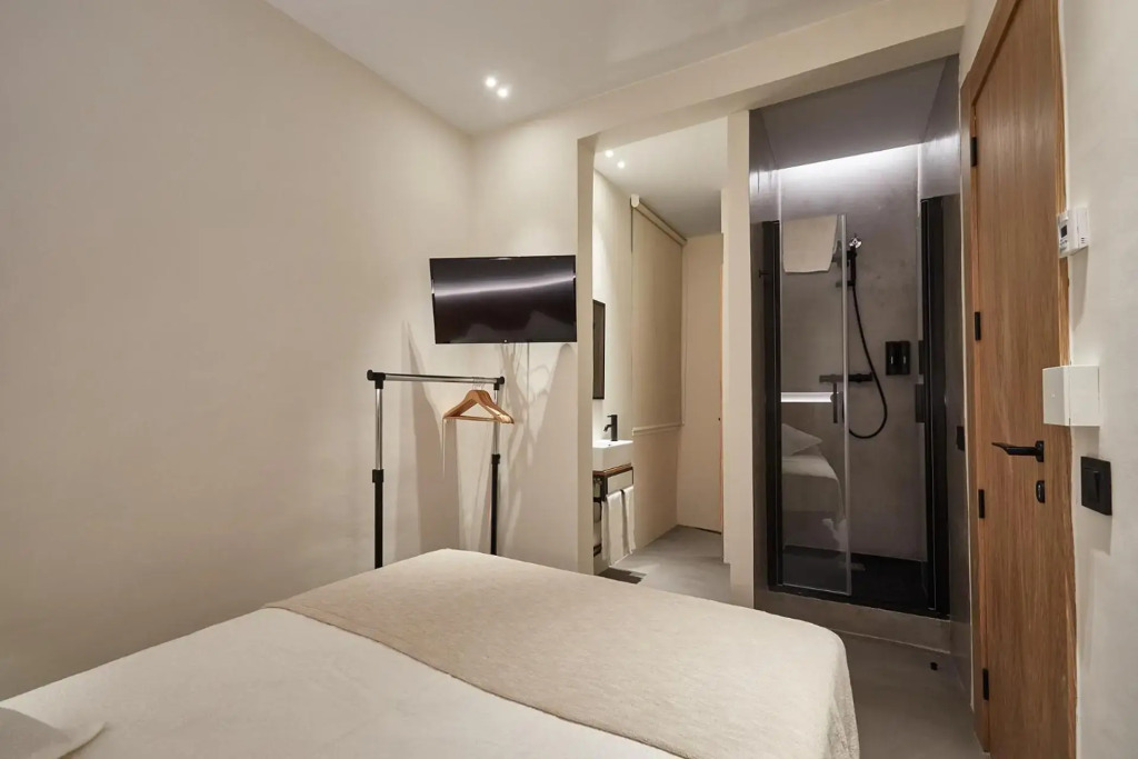 Ella Hostel Ramblas