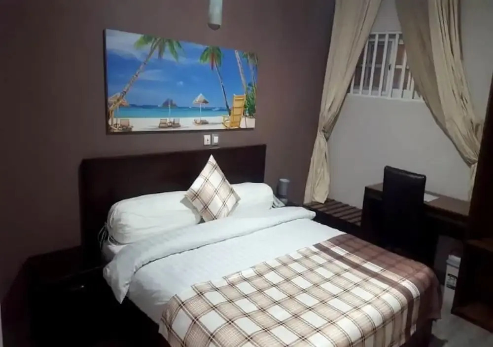 BENIN CITY CENTER HOTEL