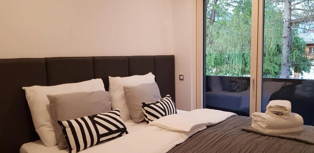 Vila Mojca SKI IN&OUT - Apartmaji Lena