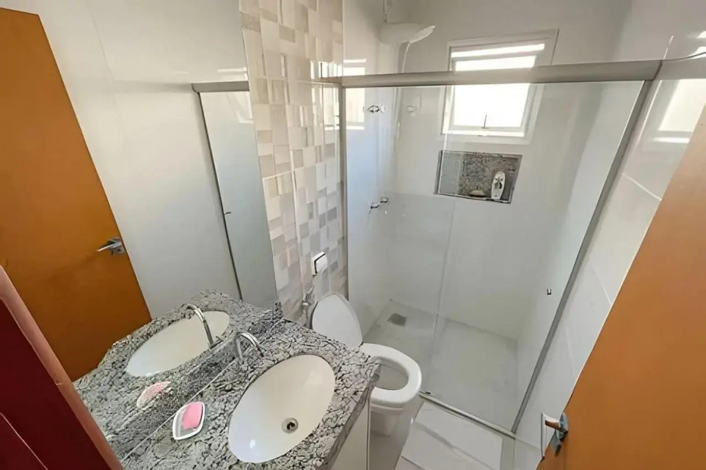 103 - APARTAMENTO de 2 QUARTOS 400m do PARQUE de EXPOSIÇÃO