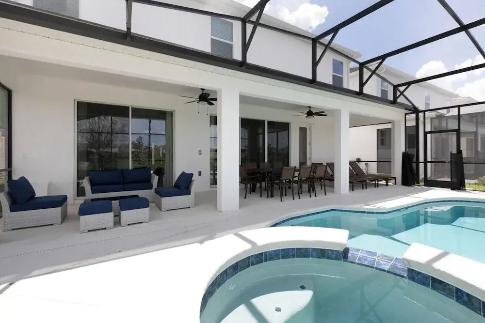 Stunning house with private pool