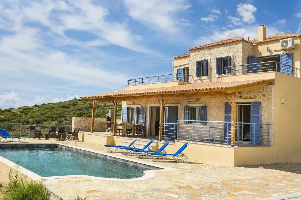 Unique Villa Ratzakli