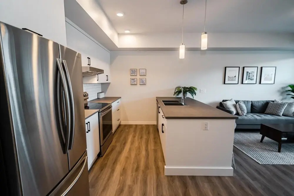 Gorgeous Modern Downtown Condo