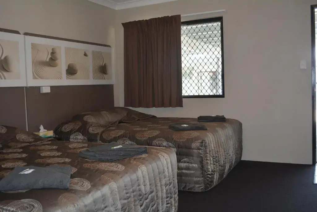 Carmila Sands Motel