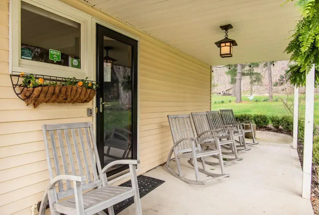 Small Batch Lodging