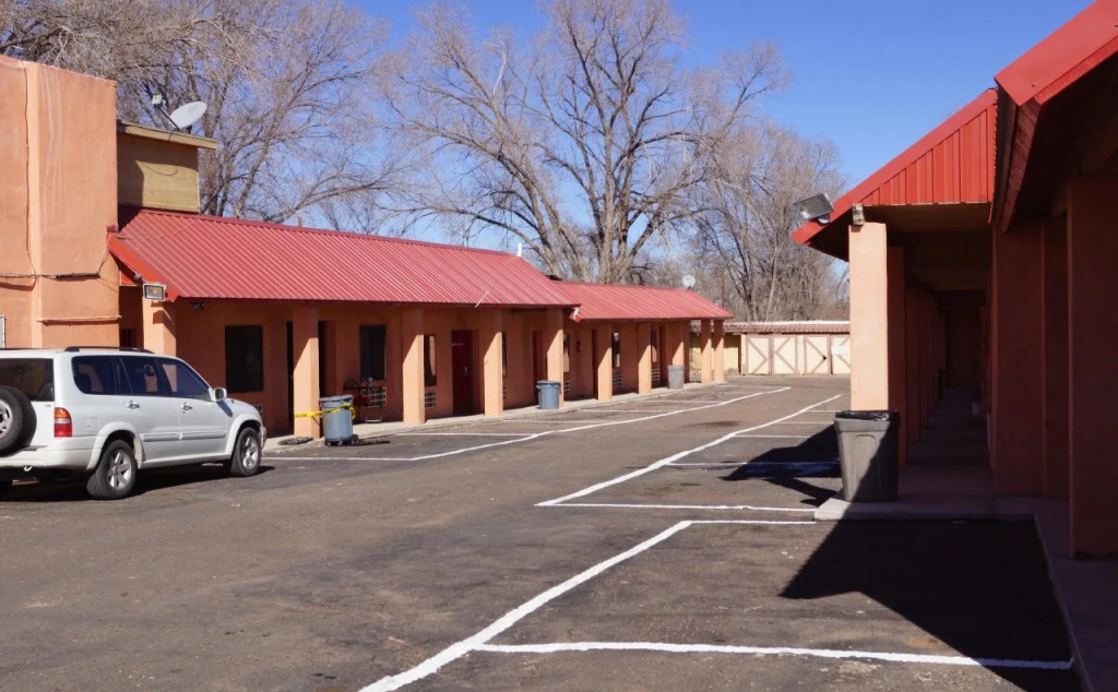 White Mountain Motel