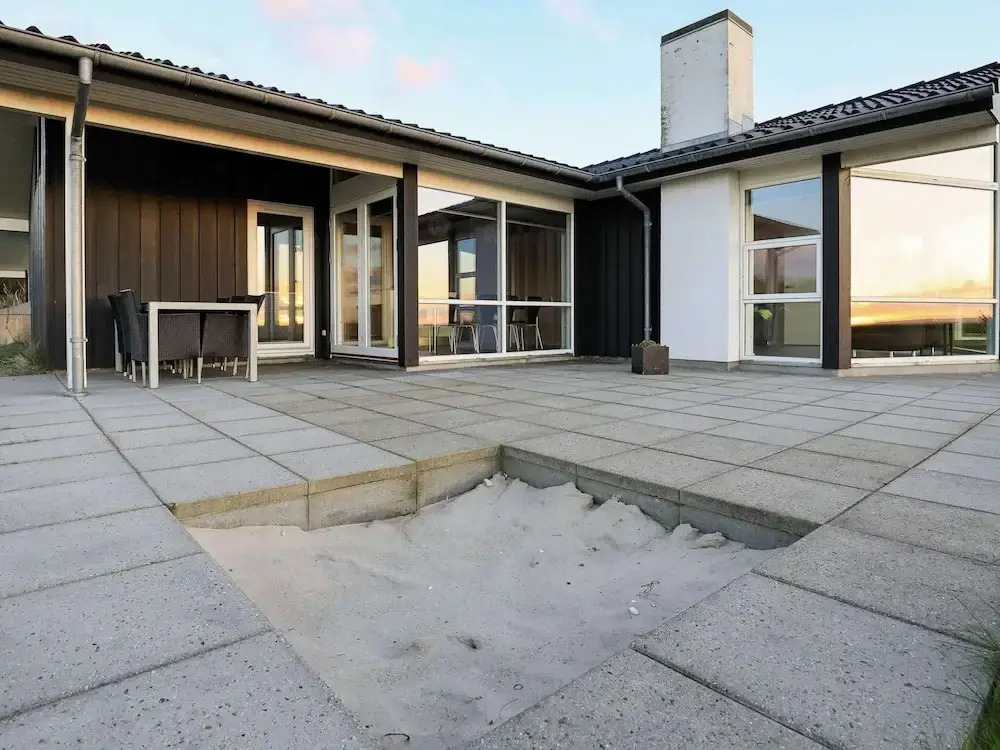 Vibrant Holiday Home in Jutland near Sea
