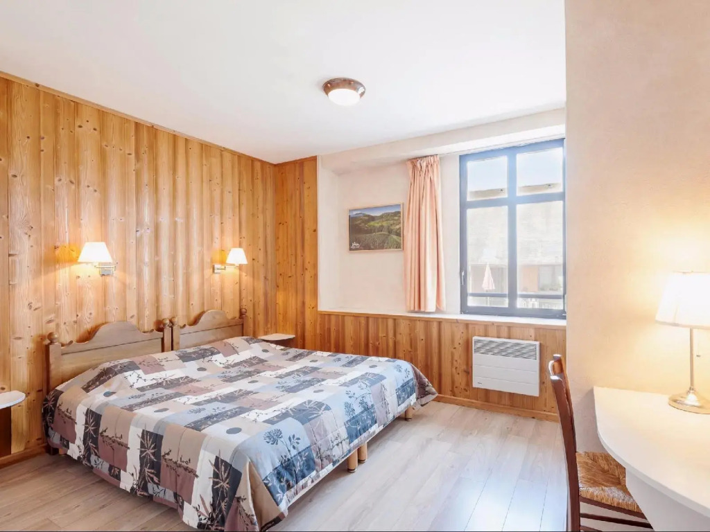 LOGIS LAUBERGE dARANC