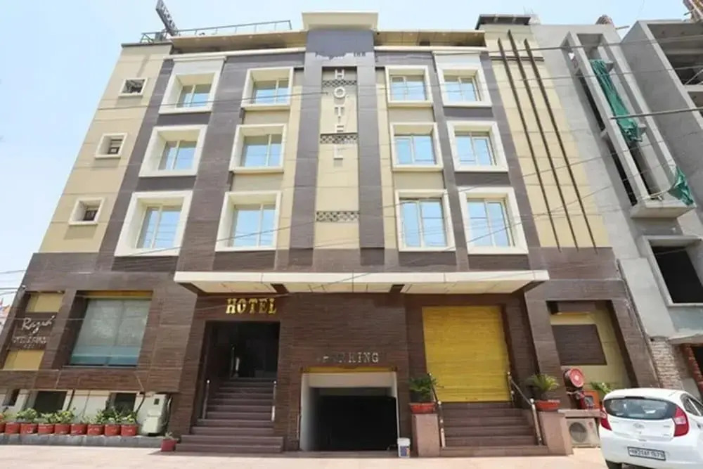 Razia Inn Hotel And Banquet