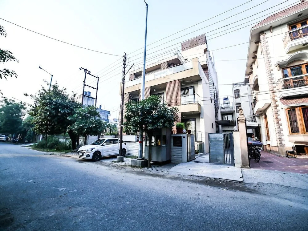 Capital O 928 Villa@43