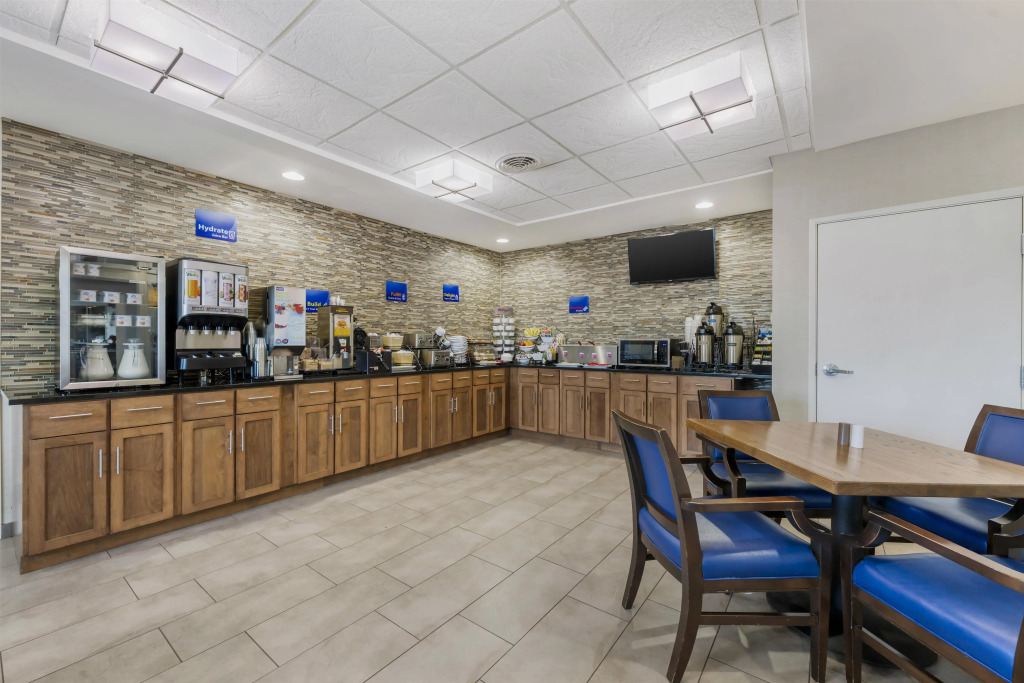 Best Western North Bryant Inn