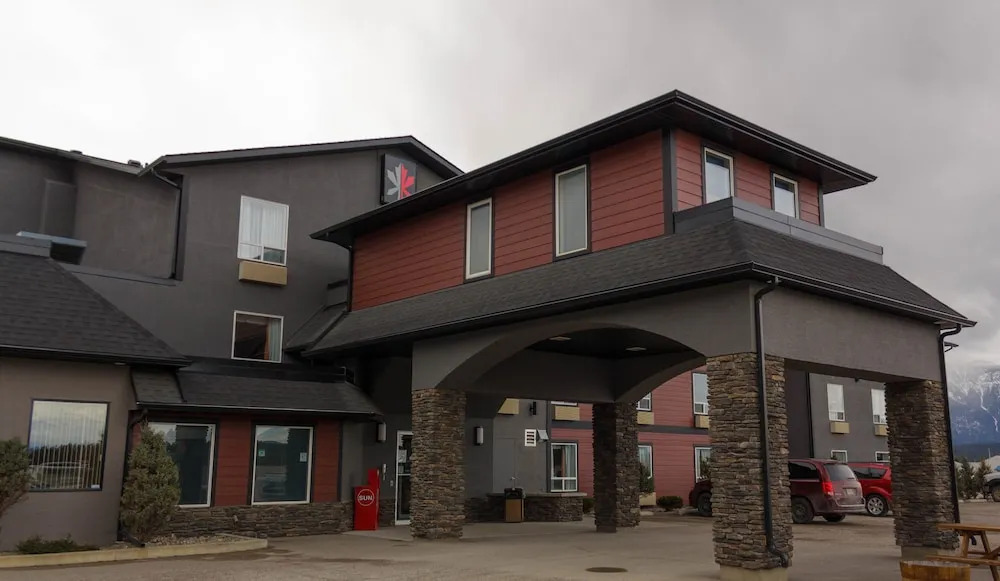 Super 8 Invermere