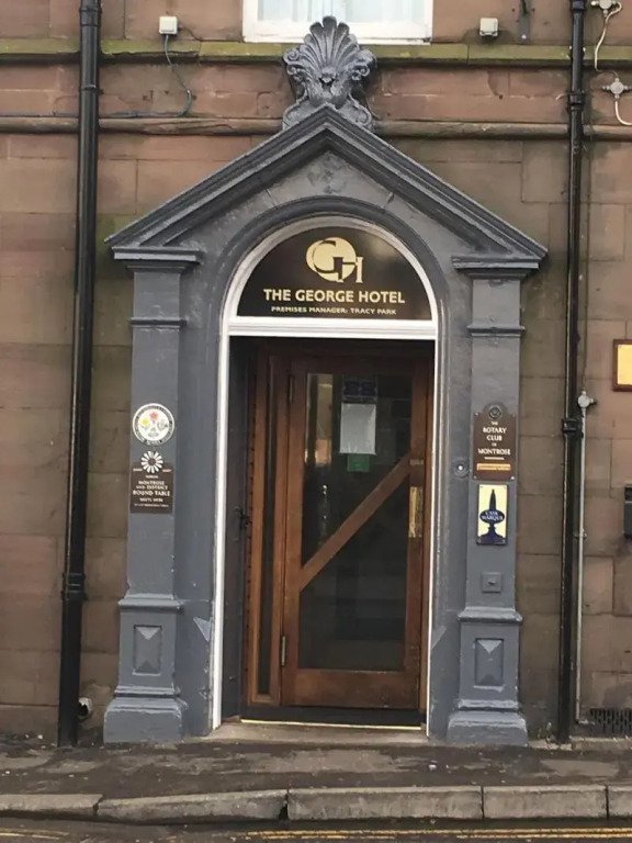 The George Hotel