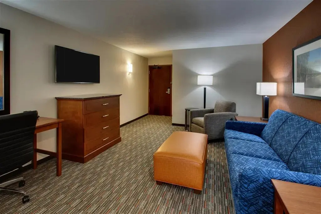 Drury Inn & Suites Iowa City Coralville