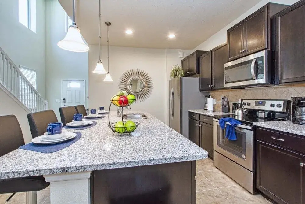 House W/pool And Spa In Windsor At Westside-3720ww 6 Bedroom Home by RedAwning