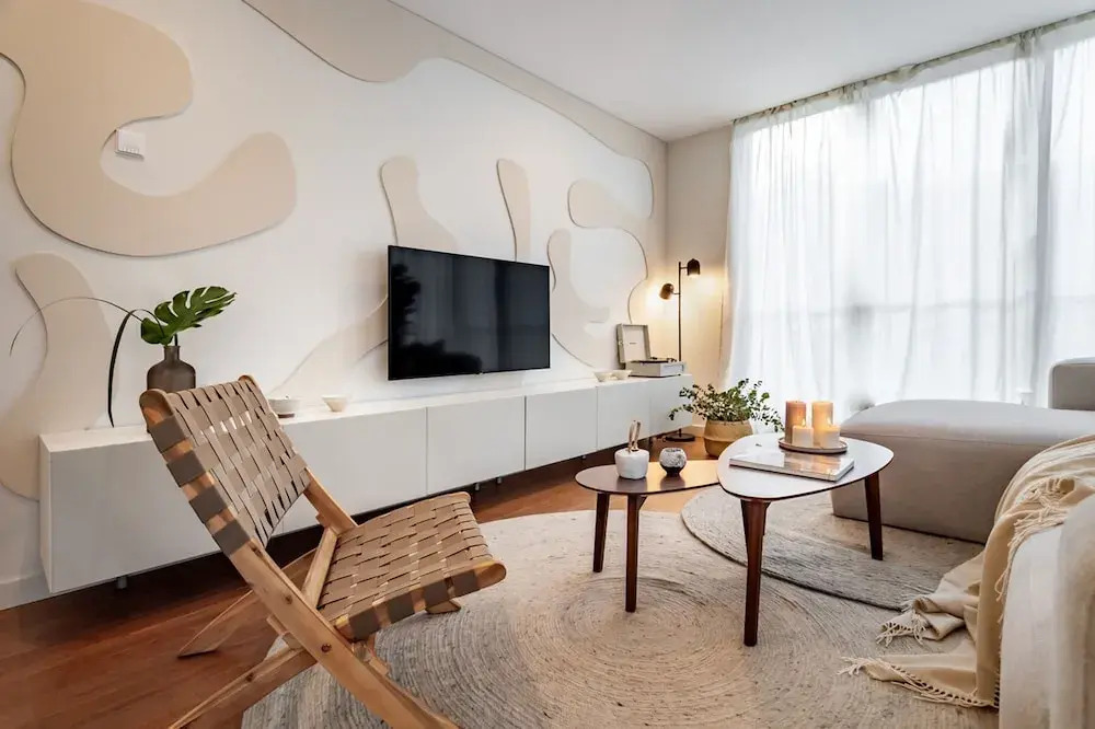 Java - 3 Bedroom and Shared Pool in Almagro