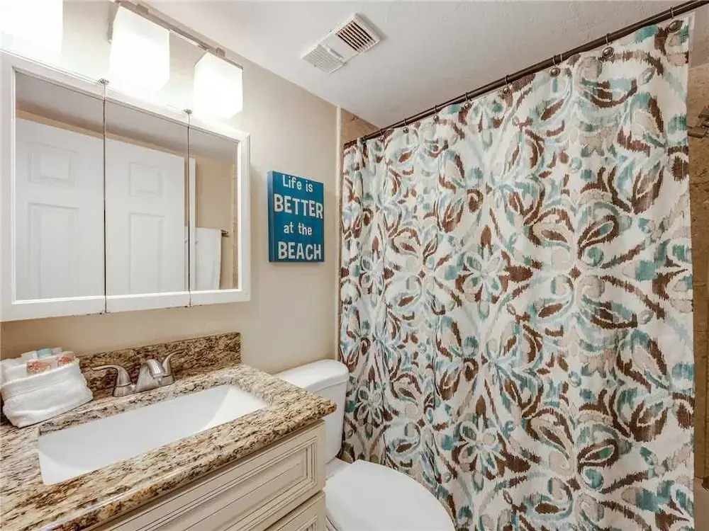 Smugglers Cove 4B6 - Two Bedroom Condo