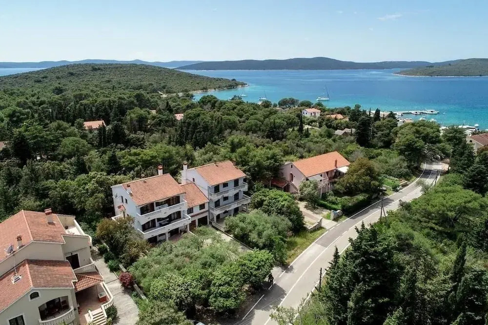 Zlatko - 100m From the sea - A1