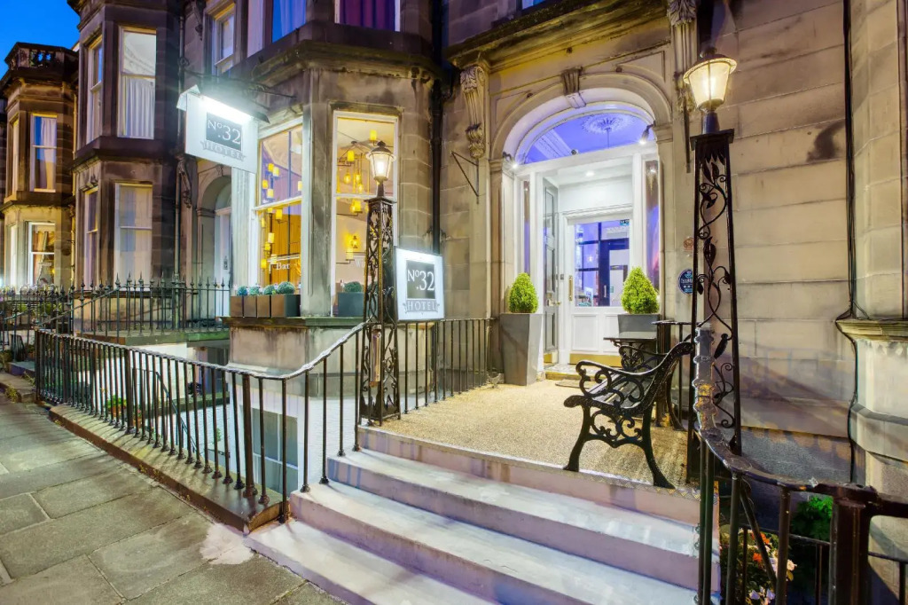 No32 Hotel