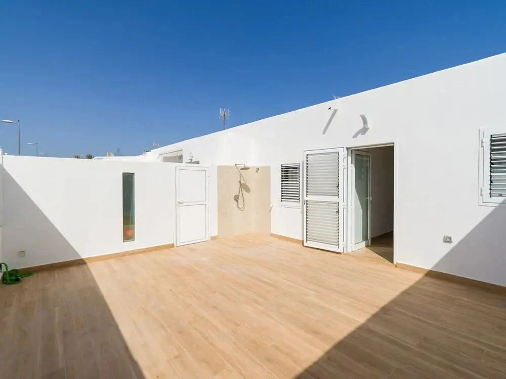 Bungalow in Maspalomas Near Golf & Beach
