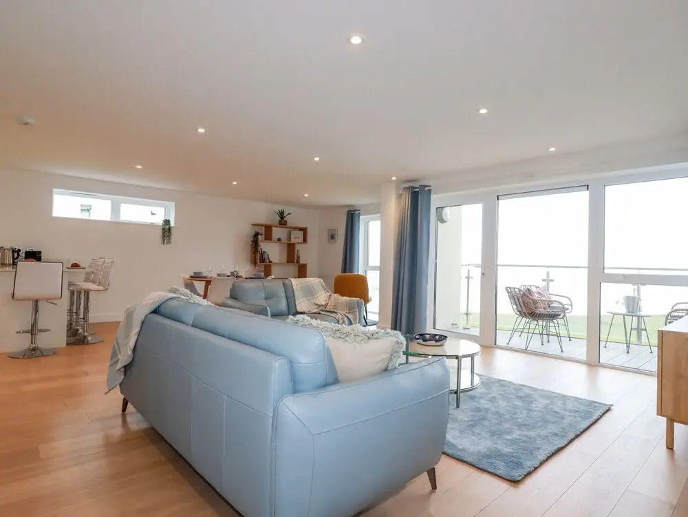 Fistral Retreat