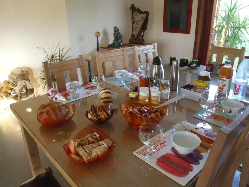 Chez Christiane Et Gerard