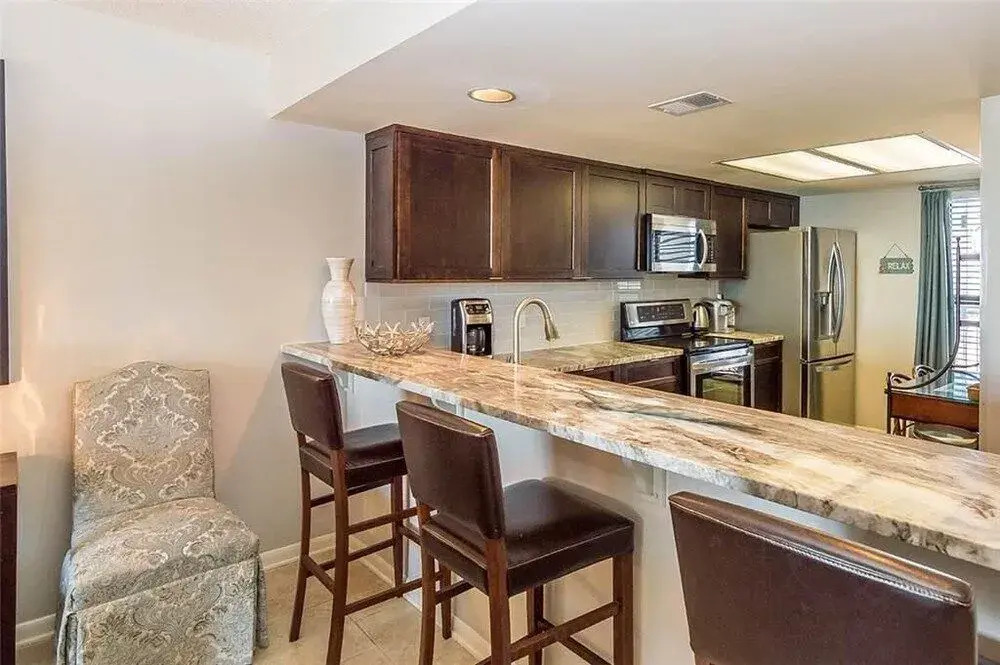Wind Drift 208 - 2 Br condo by RedAwning