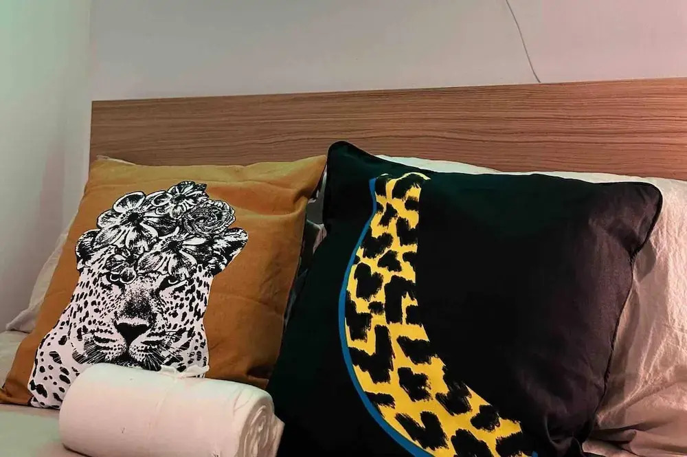 London Flat Next to Central Line Tube Station