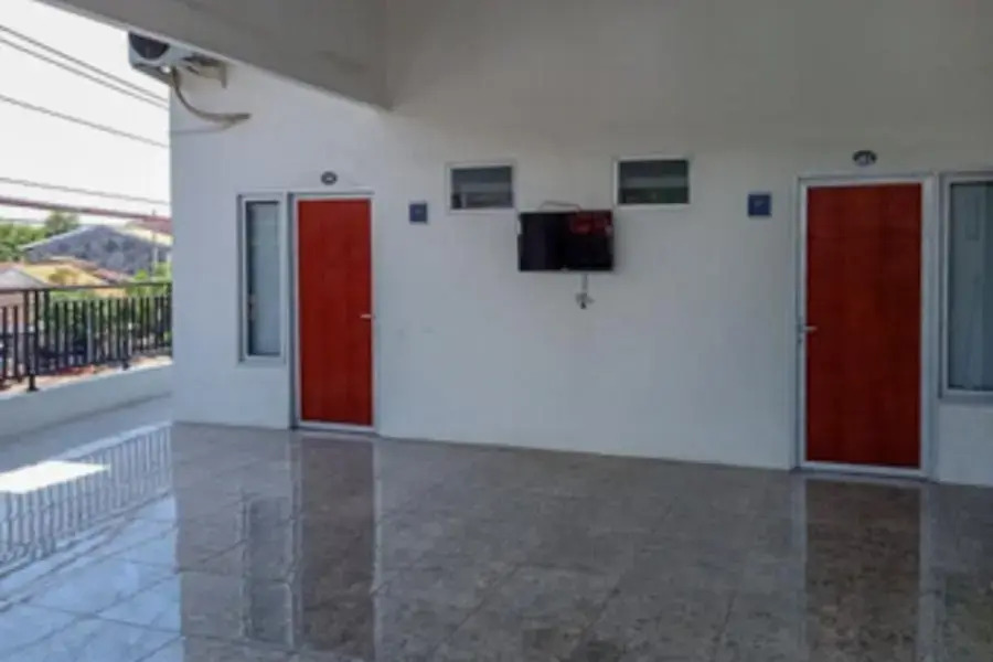 Hotel Trikatu Kendal near Taman Kota Weleri Mitra RedDoorz