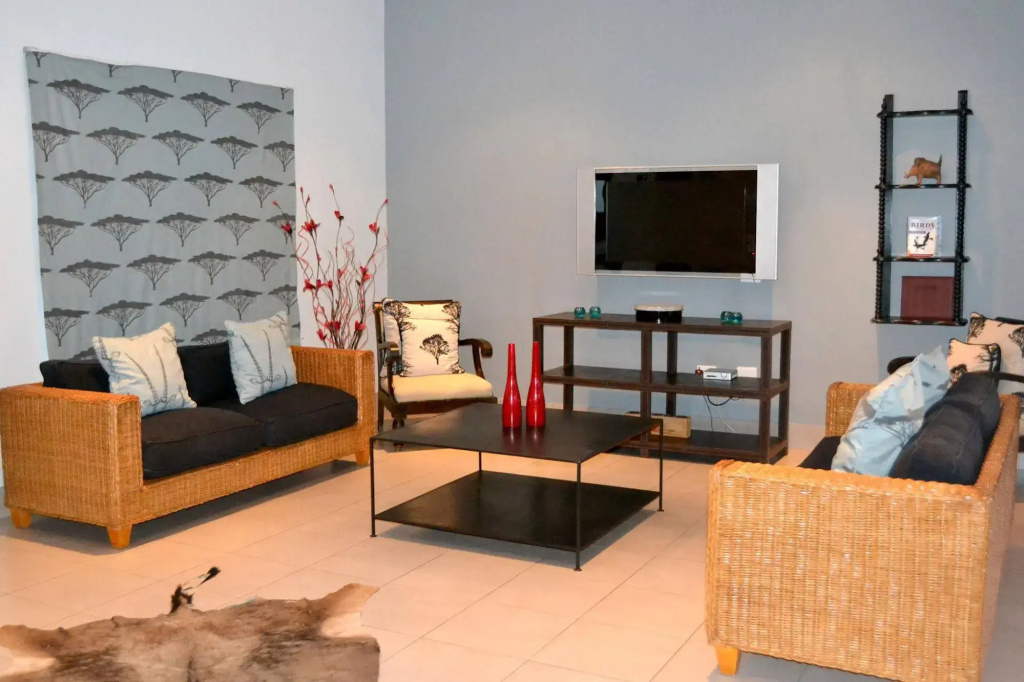 Newburg Lodge & Luxury Bush Tents, Elements Private Golf Reserve