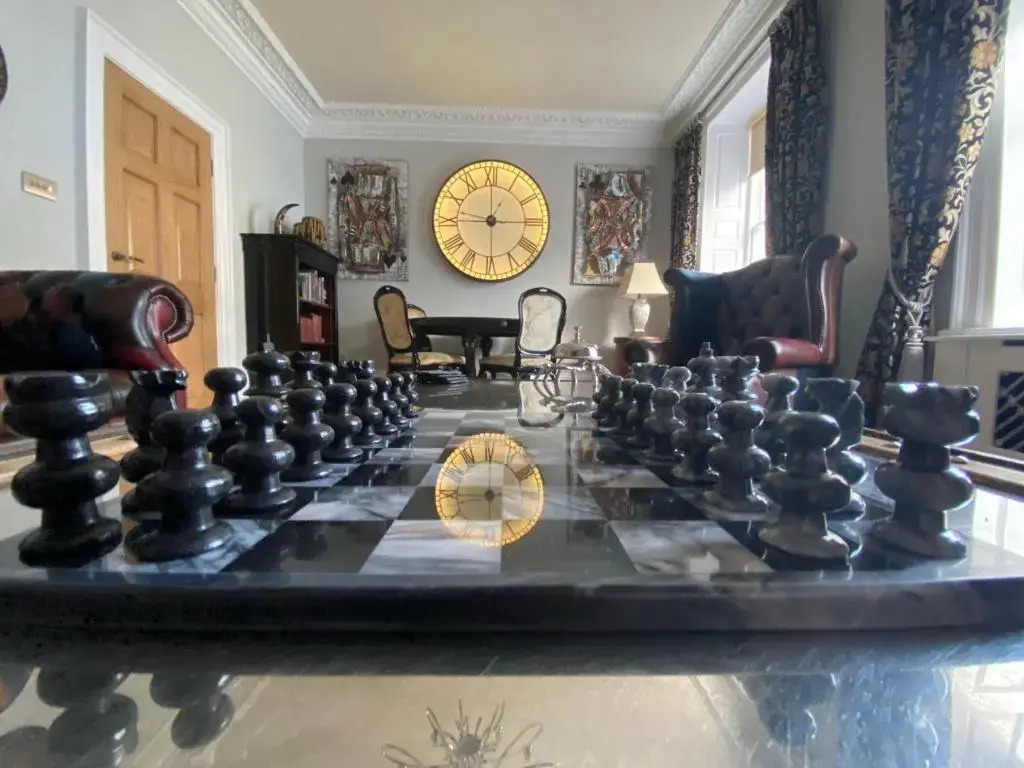 Clan Young Suite