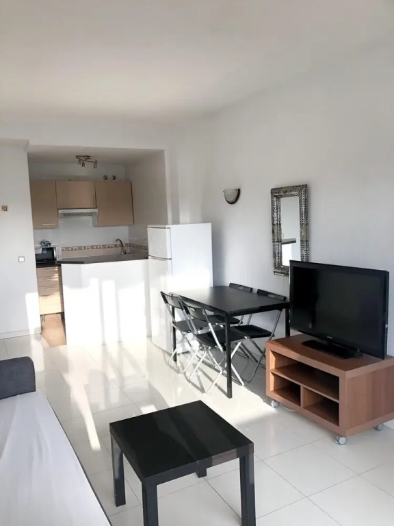 Apartment with One Bedroom in Benalmádena, with Wonderful Sea View, Shared Pool And Furnished Terrace - 500 M From the Beach