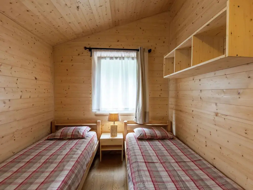 Cosy Chalet in Bomal-Sur-Ourthe with Terrace