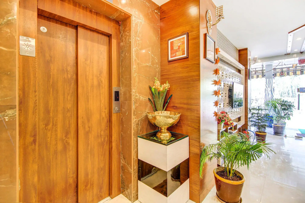FabHotel Khushi Regent