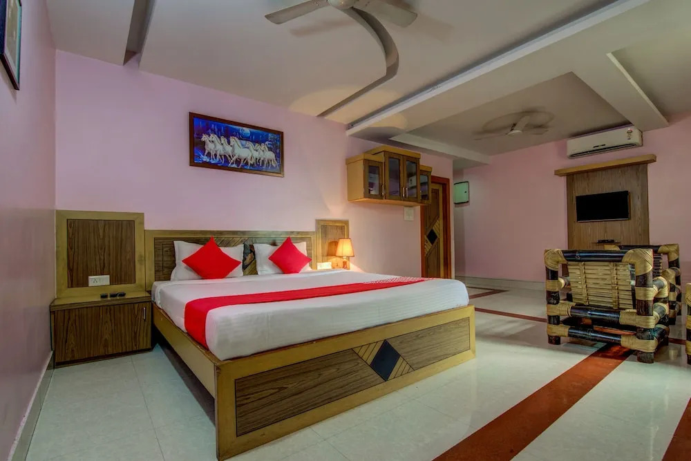 OYO 4730 Apartment Hotel Imperia Inn