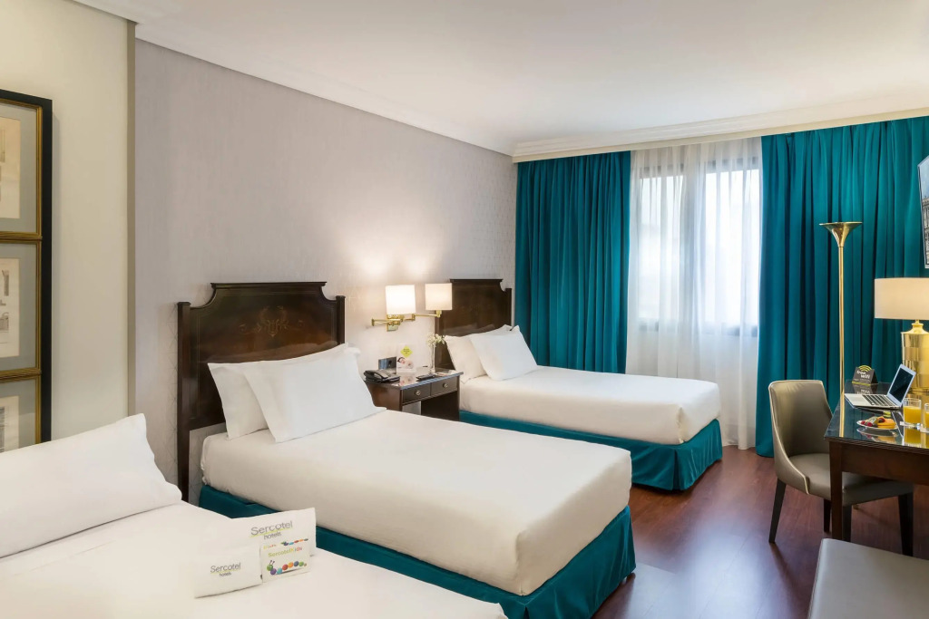 Отель Sercotel Gran Hotel Conde Duque