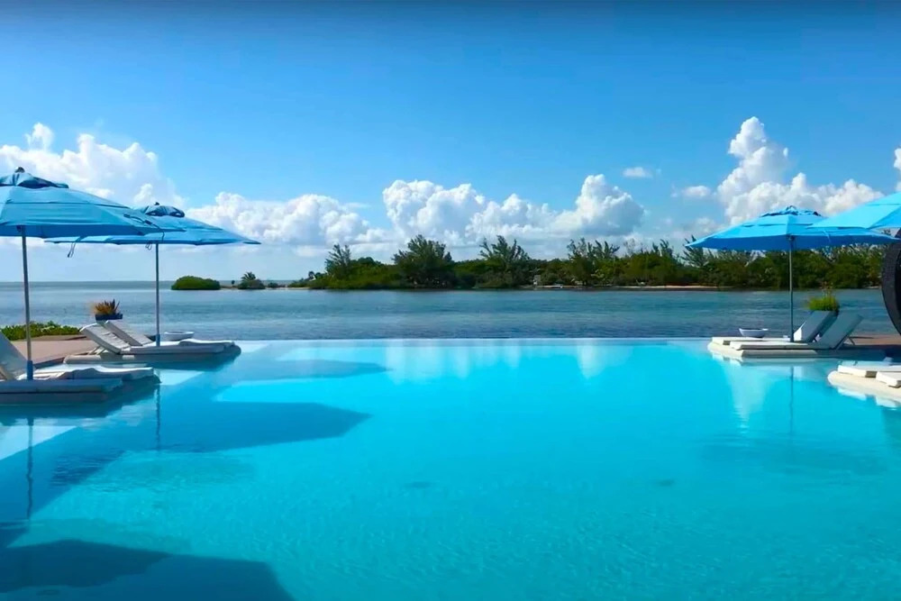 Turtle Island Resort