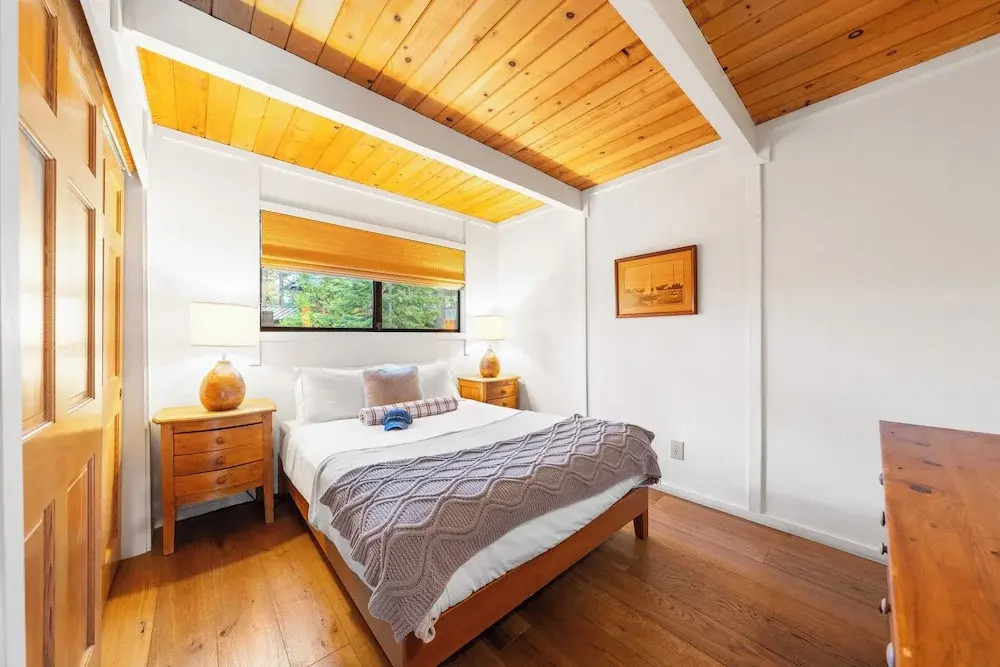 Classic A-frame Cabin w/ Hot Tub + Deck & Easy Access Near Ski + Lake Summit Haven by Avantstay