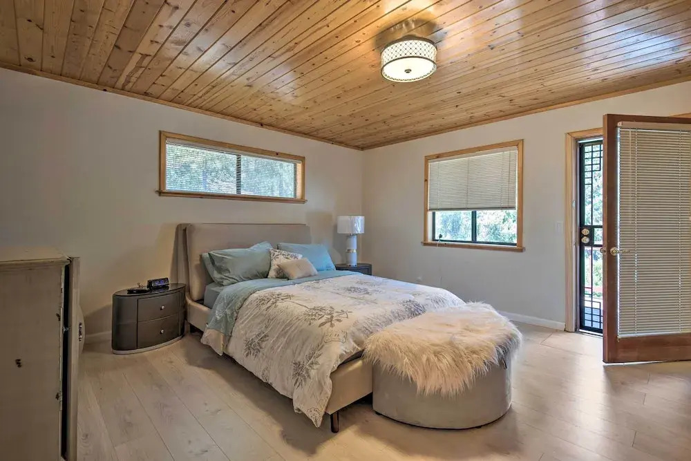 Cozy Pine Mountain Cabin: Hike, Bike, Fish Nearby!
