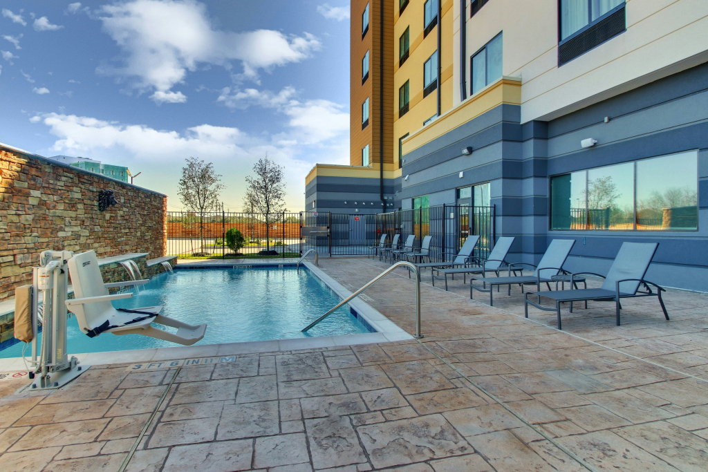 Fairfield Inn and Suites by Marriott Houston Brookhollow