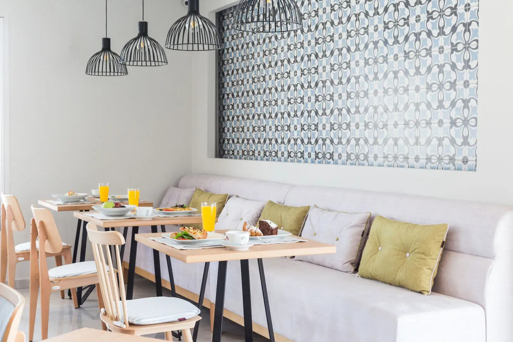 Mythic Summer Hotel