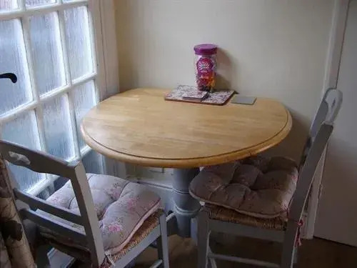 The Olde Sweet Shoppe Guesthouse