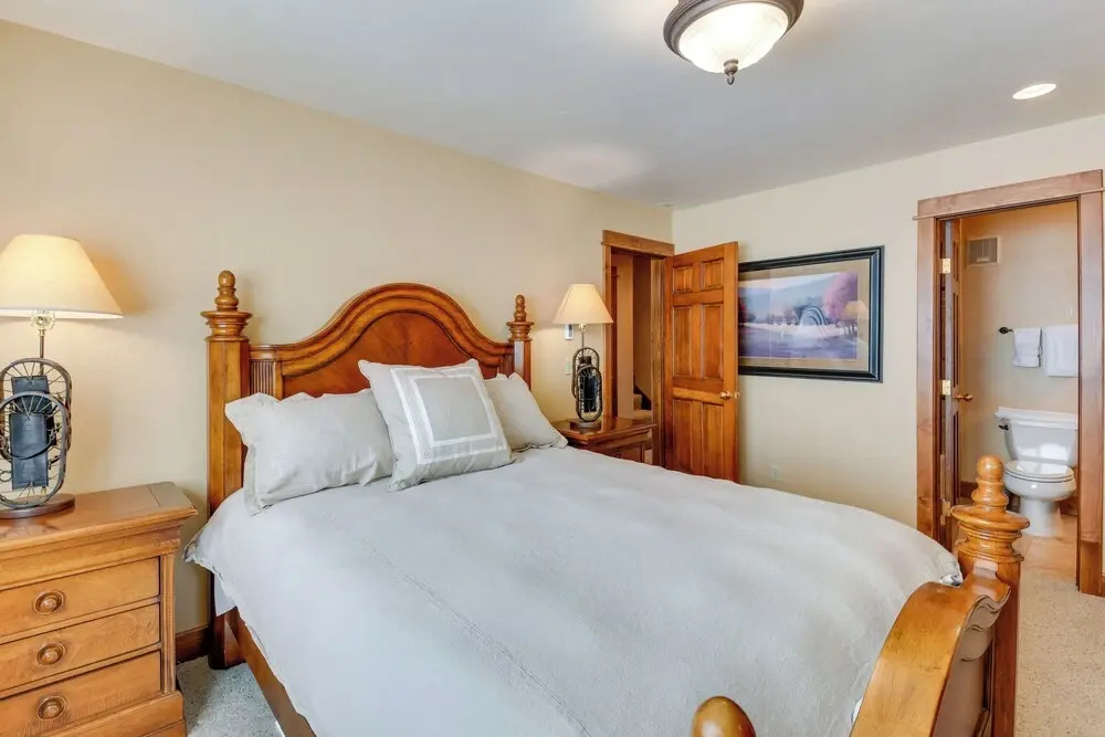 Mtn-view Steamboat Condo: Shuttle to Resort