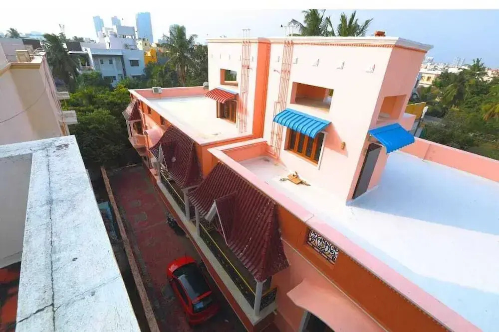 Dreams Neelankarai