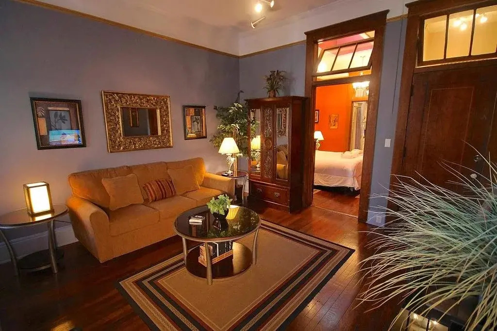 Savannah Dream Vacations Carriage House