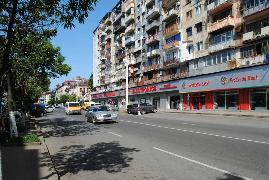 3 bedroom apartment completely -Best Vacation in Batumi
