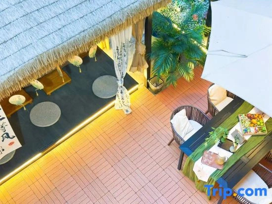 Qishe Yaju Courtyard Homestay